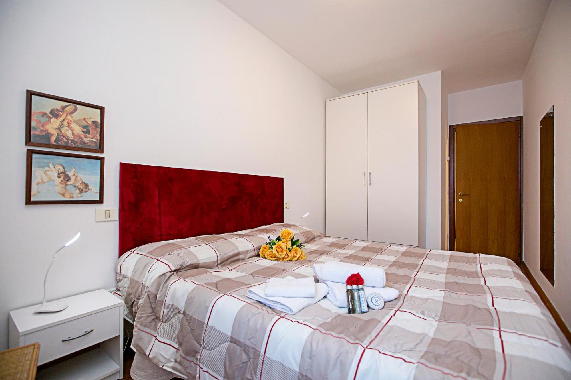 Appartamento Centro Storico Riva 2 - Happy Rentals Ngoại thất bức ảnh
